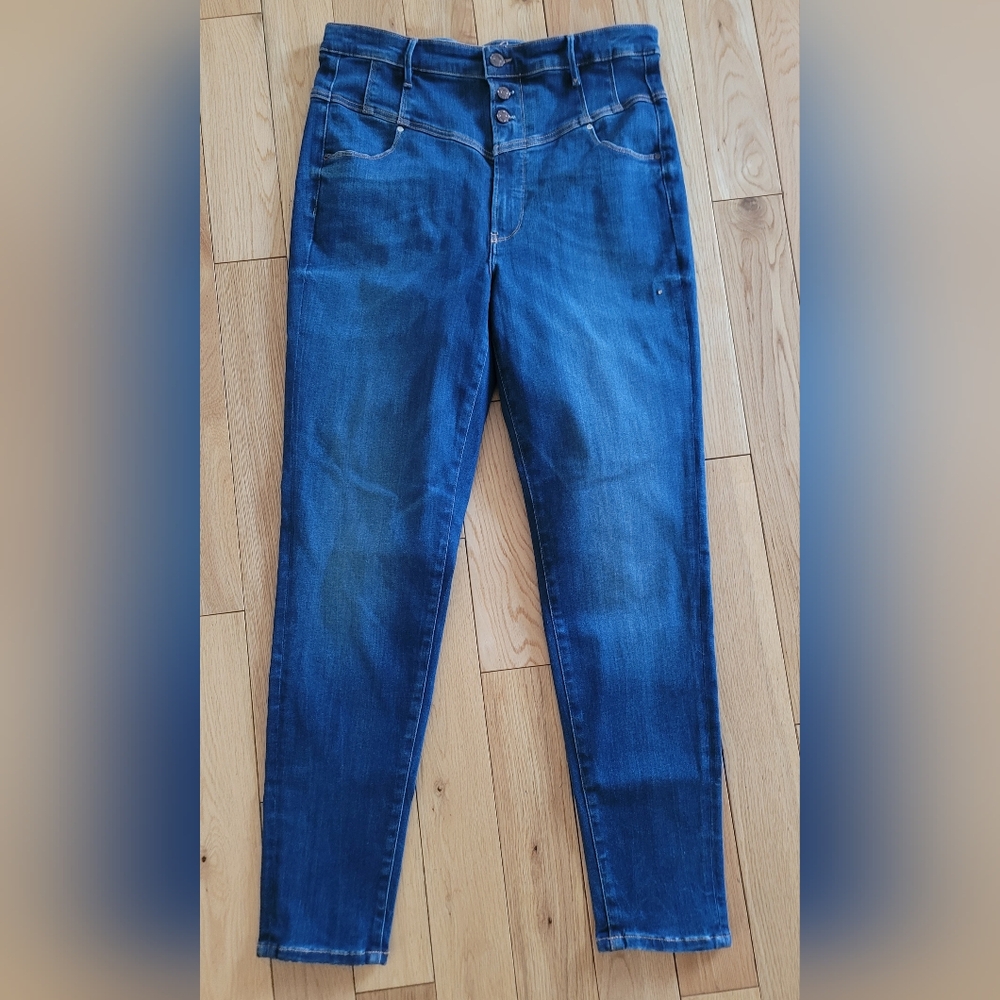 Guess Jeans